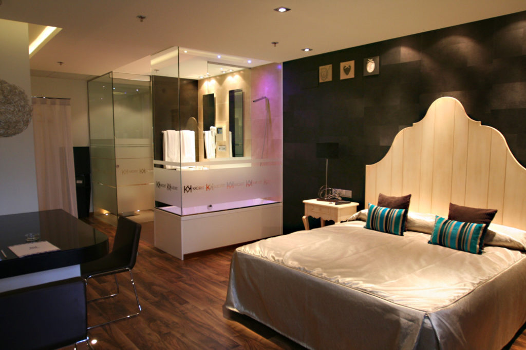 img-kadrit-hotel-suite-banera-2