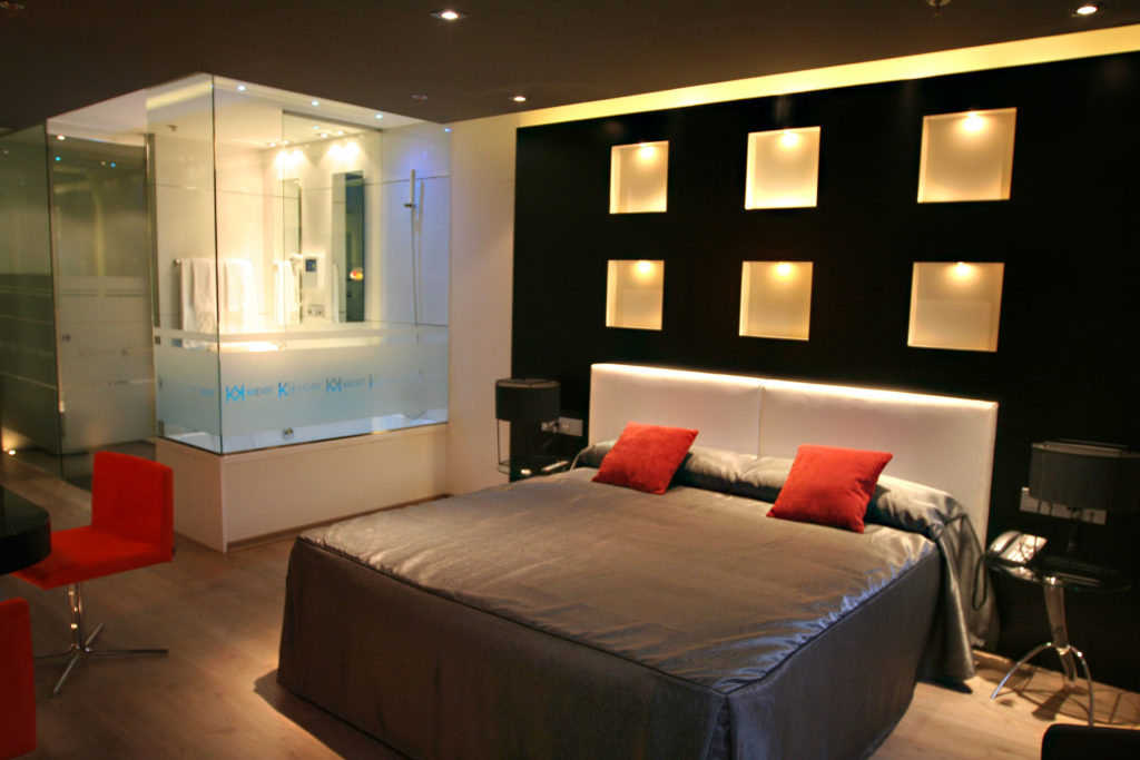 img-kadrit-hotel-suite-banera-6