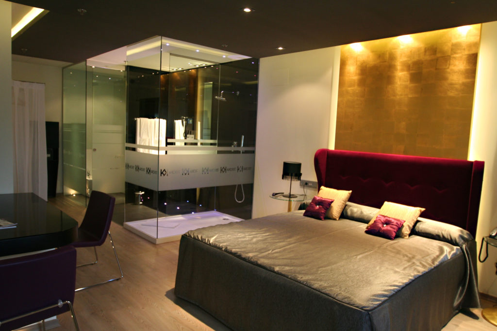 img-kadrit-hotel-suite-ducha-17