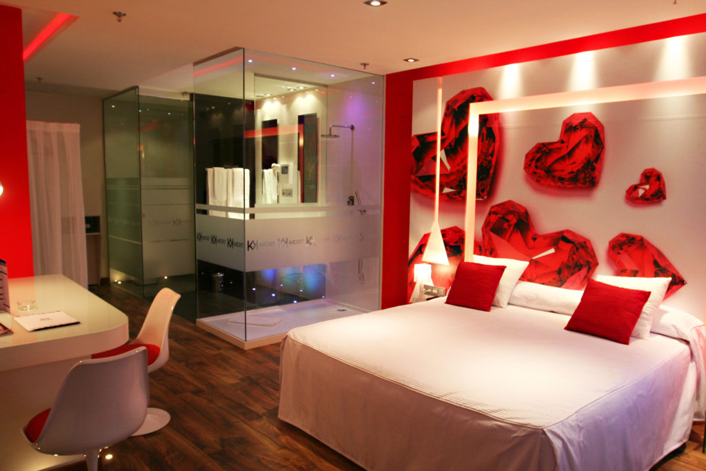 img-kadrit-hotel-suite-ducha-27