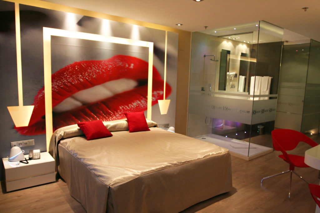 img-kadrit-hotel-suite-ducha-28